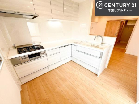 �L�b�`�� ���[�X�y�[�X���L�x�ŁA�����X�y�[�X���X�b�L���ƕЕt���Ђ�`�����p�ł��܂��I
���K�ɍ�Ƃ��ł��A�Ǝ��̌����A�b�v�I�����̗���������܂��I