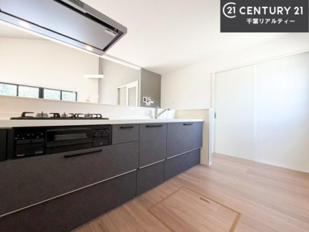 �L�b�`�� ���[�X�y�[�X���L�x�ŁA�����X�y�[�X���X�b�L���ƕЕt���Ђ�`�����p�ł��܂��I
���K�ɍ�Ƃ��ł��A�Ǝ��̌����A�b�v�I�����̗���������܂��I