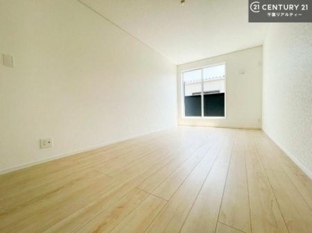 �Q�� �o���R�j�[�ɖʂ��Ă���m���ł��B���邭�����肪����A���C����������ł��܂��I���N���āA�O�ɏo�Ĕw�L�т����[�ċz�����ǂ������}������邱�Ƃ��ł��܂��B