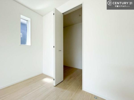 ���[ �E�H�[�N�C���N���[�[�b�g�t���ł��B��������̂��m���Ȃǂ����[���Ă��������ł��ˁI���ɂ���@�������ȂǋG�ߕ��̑傫�ȉƓd�����[�ł��܂��I