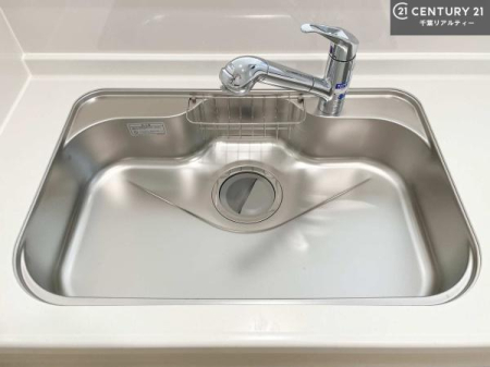 �L�b�`�� ���C�h�ȃV���N�ł��ˁI�������˂ɂ������������₷���Ǝ����y�X�d�l�̃V�X�e���L�b�`���ł��I
�f�U�C�����Ƌ@�\�������˂��L�b�`���Ő�����������܂��ˁI