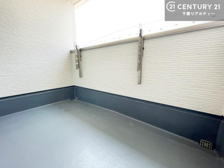�o���R�j�[ �z������ǍD�ȃo���R�j�[�ł��I���ꂽ���ɂ͐�������n����J���I�Ȏ��Ԃ��y���߂܂��B
