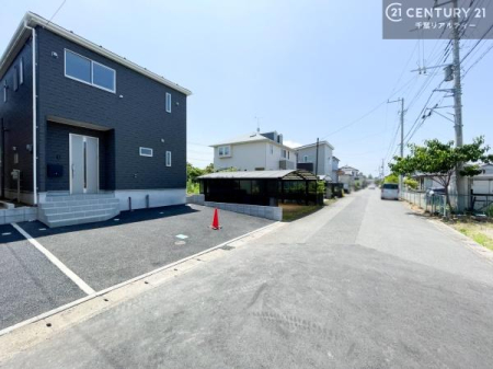 �O�ʓ��H�܂ތ��n�ʐ^ ���ӊ���A���q�l�̂���]�ɍ������������ꏏ�ɂ��ē���v���܂��B�Z��[���A�h�o�C�U�[�ɂ�邲���k������܂��B���Ђ͂��₢���킹�ɑ��Ή����܂��I���҂������܂���I