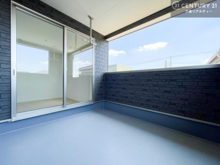 �o���R�j�[ �C���i�[�o���R�j�[�I�������t���Ă���̂ŁA�}�ɉJ���~���Ă��G��ɂ������S�I�������������J�b�g���Ă����̂ŁA���V�C�̗ǂ����́A���O�֏o�Đ[�ċz����̂��悳�����ł��I