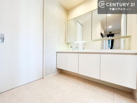 ���ʑ�E���ʏ� �g�Ȃ�𐮂�����ʏ��́A���������厖�ł��I������̐������̂��镵�͋C�����o�I�C�����悭���g�����������܂��B