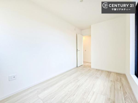 ���r���O�ȊO�̋��� ���邭���ʂ��̗ǂ������ł��B�u�V���v���v�Ƀf�U�C�����ꂽ�����B���R�x�������̂ŉƋ�⃌�C�A�E�g�ł��D�݂̋�Ԃ�n��グ���܂��B�����x�A���n�ɂĂ��m�F���������B
