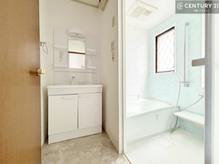 ���ʑ�E���ʏ� �g�Ȃ�𐮂�����ʏ��́A���������厖�ł��I������̐������̂��镵�͋C�����o�I�C�����悭���g�����������܂��B