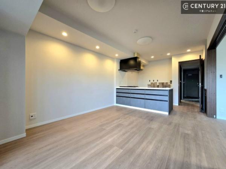���r���O �D�����z���܂肪���r���O����ł���ċ��S�n�̗ǂ���Ԃ����o���Ă���܂��I
���났�̎��Ԃ��߂����܂��I