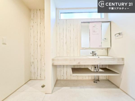 ���ʑ�E���ʏ� �I�[�v���^�C�v�̐��ʑ�́A�������ōa���Ȃ�������ꂪ���₷�����͓I�Ȑ��ʑ�ł��I�����̐g�x�x�����K�I