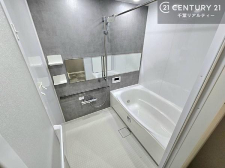 ���� �������������l�̕��͋C�̃o�X���[���́A�����o�Ă��ăo�X�^�C�����[���I
���d���撣���Ă��邲�J���ɂ��D�݂̓����̓����܂����āA�y����ł݂Ă͂������ł��傤���H