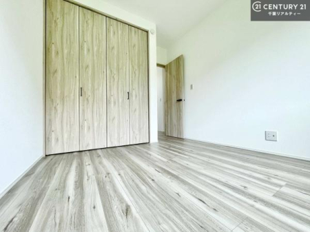 �q������ ���[�͂̂���m���ł��B����������������L�X�Ǝg���ċC�������ǂ��ł��I
�L���C�Ȗ��邢�������ŉ߂����̂́A�X�ɂ̂�т�������ł��܂��ˁI