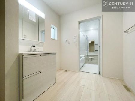 ���ʑ�E���ʏ� �����t���̖��邢���ʎ��ł��I���C�������ɓ���ւ����ł��Đ����ɕۂ��Ƃ��ł��܂��I���R�����������ނ̂ł����ς̎d�オ����ǂ��Ȃ�܂��ˁI