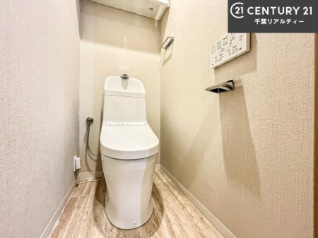 �g�C�� �������֍��ɂ��A�~��͕֍����g�����ł���̂ŗ₽���֍��ɍ��炸�ɍςފ������d�l�ł��I