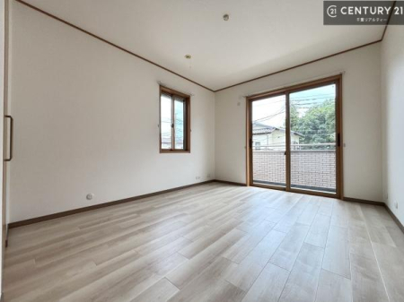 �Q�� �o���R�j�[�ɖʂ��Ă���m���ł��B���邭�����肪����A���C����������ł��܂��I���N���āA�O�ɏo�Ĕw�L�т����[�ċz�����ǂ������}������邱�Ƃ��ł��܂��B