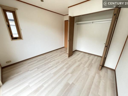 �q������ ���[�X�y�[�X�����Ă��܂��I�������X�b�L�����ڂ��鎖���ł��܂��ˁB
�Ƌ��I�΂Ȃ��V���v���ȃf�U�C���ׁ̈A�Ƌ��I�΂����C�ɓ���̋�ԍ�肪�ł������ł��ˁB