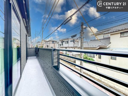�o���R�j�[ �z������̗ǂ��o���R�j�[�ŁA�����󕨂��悭���������ł��ˁI
���V�C�̗ǂ����ɂ̓o���R�j�[�֏o�ă��t���b�V������̂��C�����悳�����ł��B