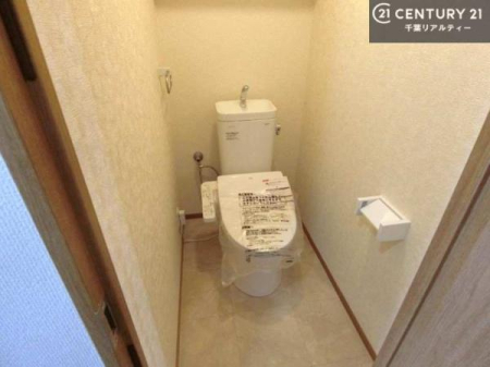 �g�C�� �������֍��ɂ��A�~��͕֍����g�����ł���̂ŗ₽���֍��ɍ��炸�ɍςފ������d�l�ł��I�V���v���ȃJ���[����Ƃ��Ă���̂ŁA������ꂪ���₷���ł��B