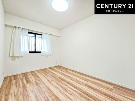 �m�� �V���v���Ƀf�U�C������Ă��邽�߁A�Ƌ��I�т܂���I
���C�ɓ���̉Ƌ��u���Ă��낰���Ԃ���邱�Ƃ��ł��܂��B