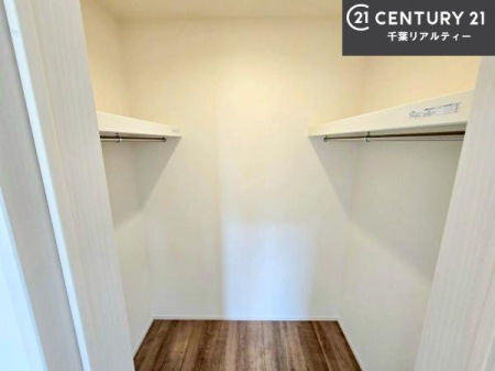���[ �E�H�[�N�C���N���[�[�b�g�t���ł��B��������̂��m���Ȃǂ����[���Ă��������ł��ˁI���ɂ���@�������ȂǋG�ߕ��̑傫�ȉƓd�����[�ł��܂��I