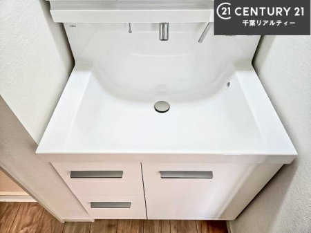 ���ʑ�E���ʏ� �[�����ʑ�{�E���́A�������˂ɂ����̂ł�����ꂪ�y�X�I���������ۂĂ܂��I
�L���C�Ȑ��ʏ��Ŏ��������̃��`�x�[�V�������オ��܂��ˁI