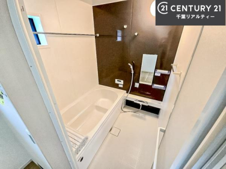 ���� 1���̔�����������Ɩ����Ă���闁���ł��B
�������̑f�G�ȃ����N�[�[�V�����ꏊ�ł��I