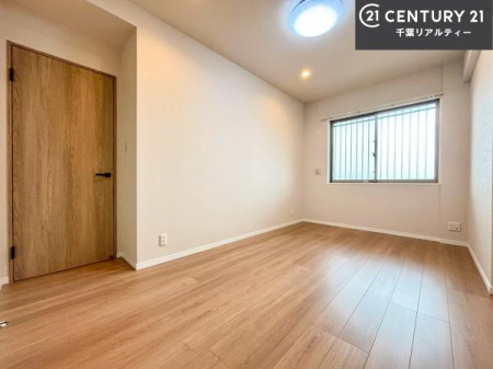 �q������ �|���o�������Ȃ��������́A���q�l�̂������Ƃ��Ă����S�ł��I
���[�X�y�[�X���[�����Ă���̂ŎU�炩�������������T�b�ƕЕt�����܂��I