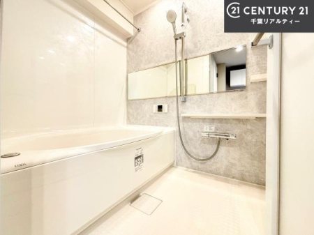 ���� �������������l�̕��͋C�̃o�X���[���́A�����o�Ă��ăo�X�^�C�����[���I
���d���撣���Ă��邲�J���ɂ��D�݂̓����̓����܂����āA�y����ł݂Ă͂������ł��傤���H