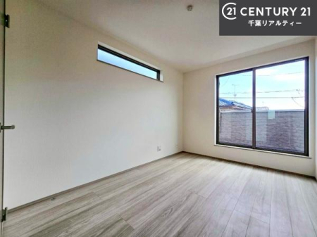 �m�� �o���R�j�[�ɖʂ��Ă���m���ł��B���邭�����肪����A���C����������ł��܂��I���N���āA�O�ɏo�Ĕw�L�т����[�ċz�����ǂ������}������邱�Ƃ��ł��܂��B