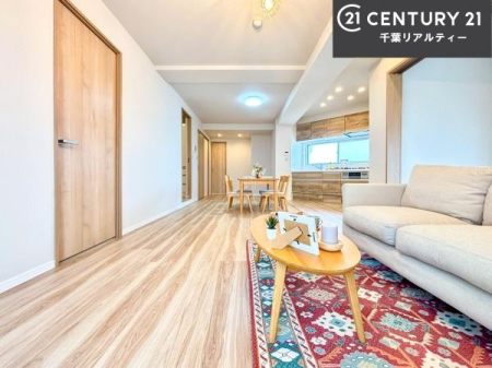 ���r���O �傫�ȑ����炽���Ղ�̗z���������閾�邢���r���O�B�J�����̂��郊�r���O�ŉƑ��c���̂��났�̎��Ԃ��߂����܂��I