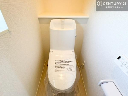 �g�C�� �y���n�̔���J�Ò��z�������֍��ɂ��A�~��͕֍����g�����ł���̂ŗ₽���֍��ɍ��炸�ɍςފ������d�l�ł��I�V���v���ȃJ���[����Ƃ��Ă���̂ŁA������ꂪ���₷���ł��B