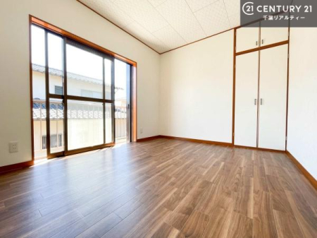 �m�� �x�����_�ɖʂ��Ă���m���ł��B���邭�����肪����A���C����������ł��܂��I���N���āA�O�ɏo�Ĕw�L�т����[�ċz�����ǂ������}������邱�Ƃ��ł��܂��B