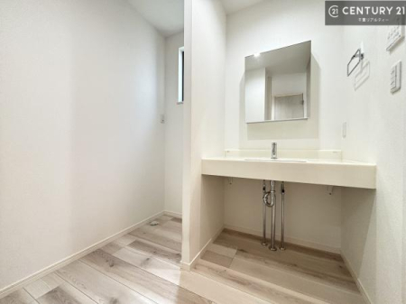 ���ʑ�E���ʏ� �I�[�v���^�C�v�̐��ʑ�́A�������ōa���Ȃ�������ꂪ���₷�����͓I�Ȑ��ʑ�ł��I�����̐g�x�x�����K�I