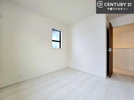���r���O�ȊO�̋��� ���[�X�y�[�X�����Ă��܂��I�������X�b�L�����ڂ��鎖���ł��܂��ˁB
�Ƌ��I�΂Ȃ��V���v���ȃf�U�C���ׁ̈A�Ƌ��I�΂����C�ɓ���̋�ԍ�肪�ł������ł��ˁB