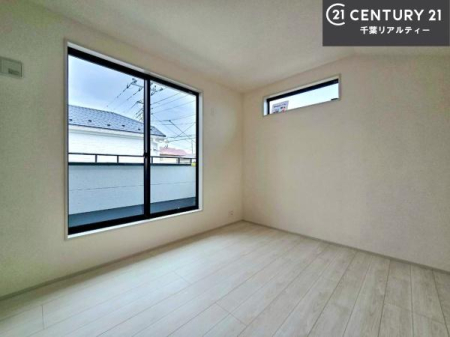 �m�� �o���R�j�[�ɖʂ��Ă���m���ł��B���邭�����肪����A���C����������ł��܂��I���N���āA�O�ɏo�Ĕw�L�т����[�ċz�����ǂ������}������邱�Ƃ��ł��܂��B