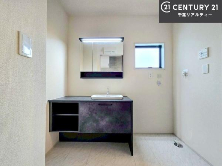 ���ʑ�E���ʏ� �g�Ȃ�𐮂�����ʏ��́A���������厖�ł��I������̐������̂��镵�͋C�����o�I�C�����悭���g�����������܂��B