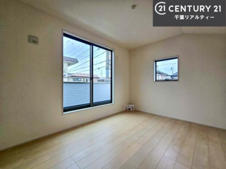 �m�� �o���R�j�[�ɖʂ��Ă���m���ł��B���邭�����肪����A���C����������ł��܂��I���N���āA�O�ɏo�Ĕw�L�т����[�ċz�����ǂ������}������邱�Ƃ��ł��܂��B