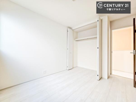 �q������ ���[�X�y�[�X�����Ă��܂��I�������X�b�L�����ڂ��鎖���ł��܂��ˁB
�Ƌ��I�΂Ȃ��V���v���ȃf�U�C���ׁ̈A�Ƌ��I�΂����C�ɓ���̋�ԍ�肪�ł������ł��ˁB