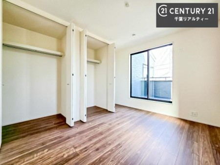 �Q�� �o���R�j�[�ɖʂ��Ă���m���ł��B���邭�����肪����A���C����������ł��܂��I���N���āA�O�ɏo�Ĕw�L�т����[�ċz�����ǂ������}������邱�Ƃ��ł��܂��B