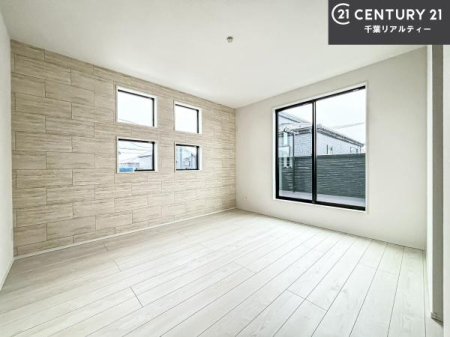 �m�� �o���R�j�[�ɖʂ��Ă���m���ł��B���邭�����肪����A���C����������ł��܂��I���N���āA�O�ɏo�Ĕw�L�т����[�ċz�����ǂ������}������邱�Ƃ��ł��܂��B