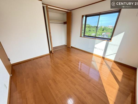 �q������ ���[�͂̂���m���ł��B����������������L�X�Ǝg���ċC�������ǂ��ł��I
�L���C�Ȗ��邢�������ŉ߂����̂́A�X�ɂ̂�т�������ł��܂��ˁI