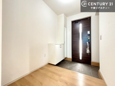 ���� ���֎��[���[�����Ă���̂ŁA���֎��肪�X�b�L���Еt�����q���ɂ��C�̒u����ɍ���܂���I