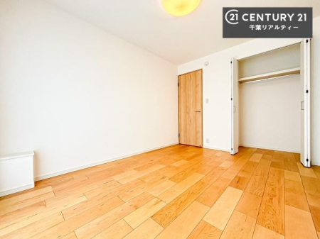 �q������ ���[�͂̂���m���ł��B����������������L�X�Ǝg���ċC�������ǂ��ł��I
�L���C�Ȗ��邢�������ŉ߂����̂́A�X�ɂ̂�т�������ł��܂��ˁI