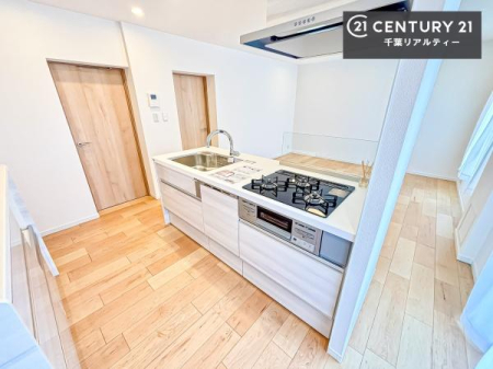 �L�b�`�� �A�C�����h�L�b�`���̗p�I���ʂ���o����ł���̂ō�Ƃ̌������A�b�v�I�����Œ��������₷�������̗���������܂��ˁI