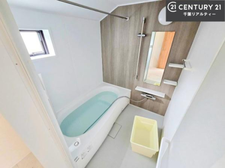 ���� �������������l�̕��͋C�̃o�X���[���́A�����o�Ă��ăo�X�^�C�����[���I
���d���撣���Ă��邲�J���ɂ��D�݂̍���̓����܂����āA�y����ł݂Ă͂������ł��傤���H