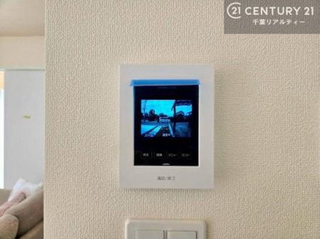 ���̑� TV���j�^�[�t�C���^�[�t�H���������B���K�҂̊���m�F���Ă���Ή��ł��邽�߁A�h�Ɩʂɂ��z�����ꂽ���S�̐ݔ��ł��B