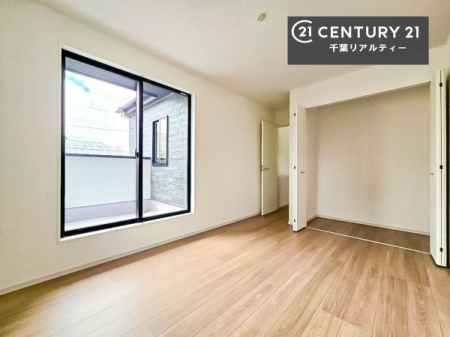 �Q�� �o���R�j�[�ɖʂ��Ă���m���ł��B���邭�����肪����A���C����������ł��܂��I���N���āA�O�ɏo�Ĕw�L�т����[�ċz�����ǂ������}������邱�Ƃ��ł��܂��B