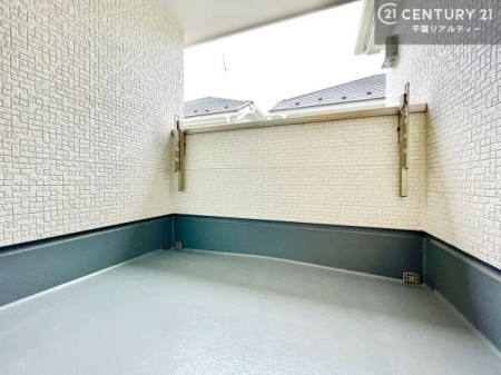 �o���R�j�[ �z�[�����璼�ڏo����ł���C���i�[�o���R�j�[�́A������ʂ炸���󕨊����Ȃǂ��\�B�v���C�o�V�[��ۂ��Ȃ���Ǝ��������X���[�Y�ŕ֗��ł��B