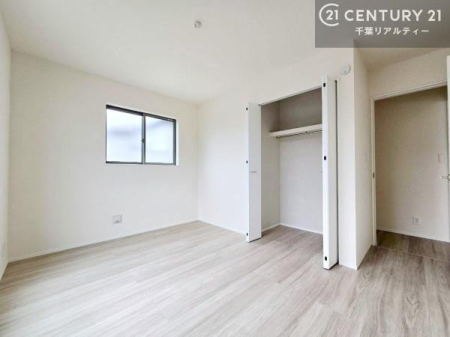 ���r���O�ȊO�̋��� ���[�X�y�[�X���[���I�������X�b�L�����ڂ��鎖���ł��܂��ˁB
�Ƌ��I�΂Ȃ��V���v���ȃf�U�C���ׁ̈A�Ƌ��I�΂����C�ɓ���̋�ԍ�肪�ł������ł��ˁB