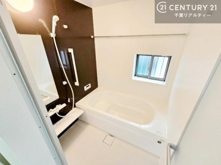 ���� 1���̔�����������Ɩ����Ă���闁���ł��B
�������̑f�G�ȃ����N�[�[�V�����ꏊ�ł��I
