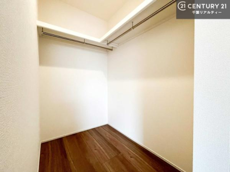 ���[ �E�H�[�N�C���N���[�[�b�g�t���ł��B��������̂��m���Ȃǂ����[���Ă��������ł��ˁI���ɂ���@�������ȂǋG�ߕ��̑傫�ȉƓd�����[�ł��܂��I�i�{�H��j